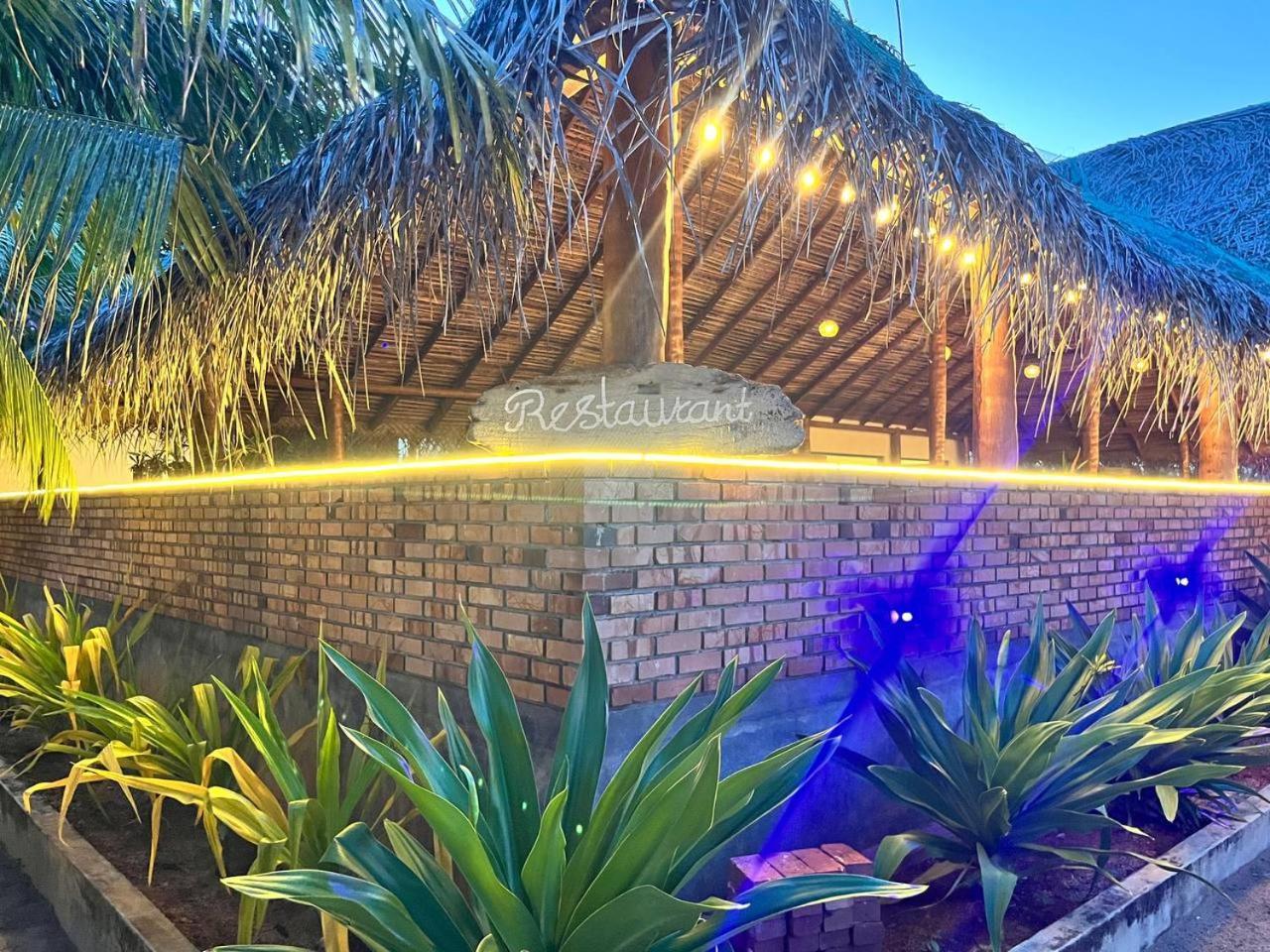 Nn Beach Resort & Spa ニラヴェリ エクステリア 写真