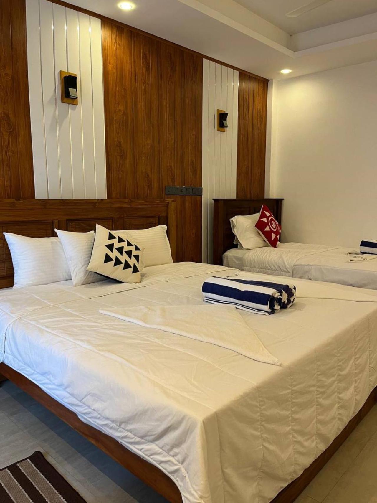 Nn Beach Resort & Spa ニラヴェリ エクステリア 写真