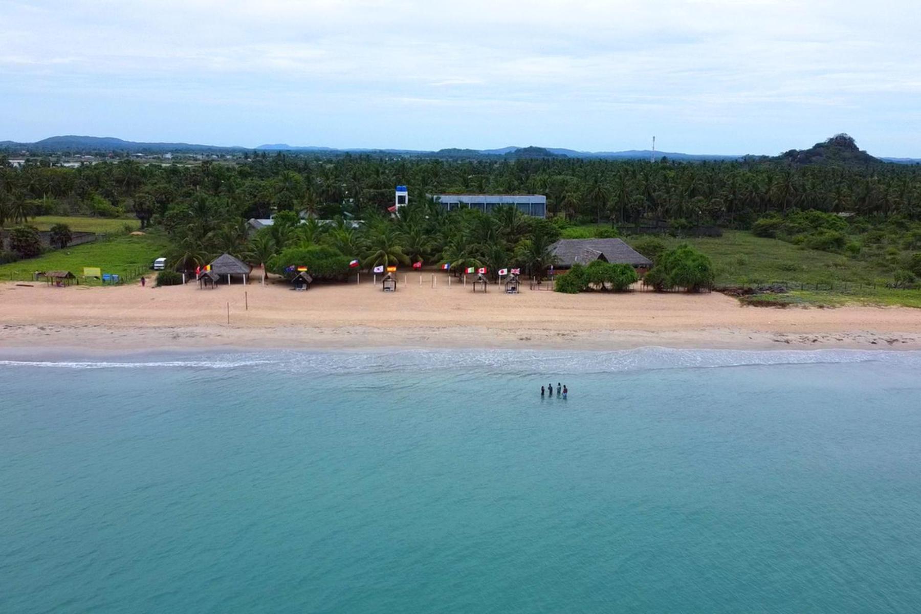 Nn Beach Resort & Spa ニラヴェリ エクステリア 写真
